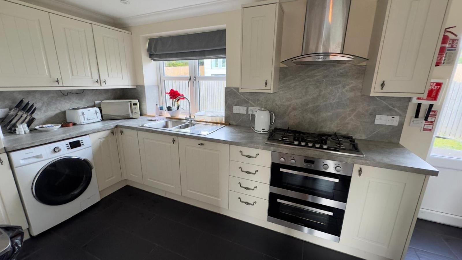 The Waverley Inn Holiday Homes - Inverness — Photos 1